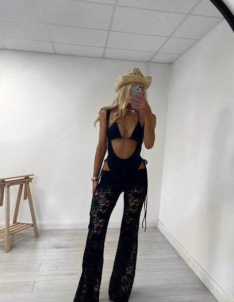 FIORA BLACK LACE THREE PIECE SET